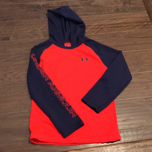 Under Armour Other - Under Armour hoodie